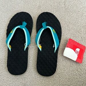 THE NORTH FACE FLIP FLOPS
